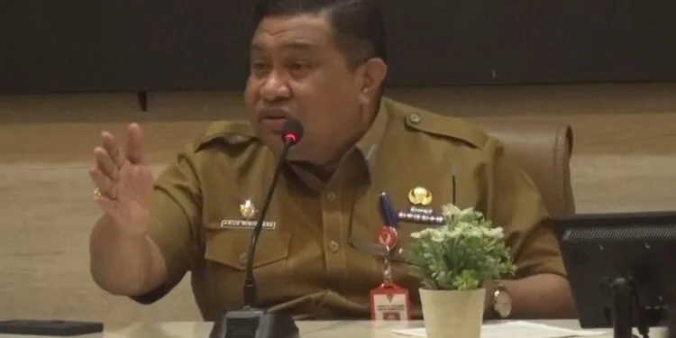 Sebar Pembicaraan Pribadi di Medsos, Rony Diasz Resmi dilaporkan Ke Polisi 1 20