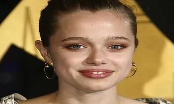 Gaya Terbaru Shiloh Setelah Hapus Nama Belakang, Perubahan Ini Jadi Sorotan 3 los angeles premiere of eternals 1 43