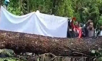Pemalangan Jalan di SBB Kembali Terjadi, Dipicu Sengketa Lahan 7 palang jalan