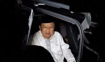 Jusuf Kalla bertolak ke Roma bertemu tokoh perdamaian, kemanusiaan 2 Jusuf Kalla bertolak ke Roma bertemu tokoh perdamaian, kemanusiaan