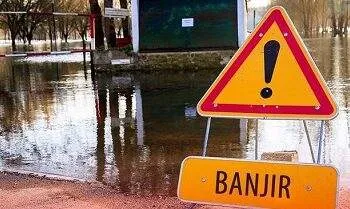 20 RT di Jakarta Banjir Akibat Hujan Deras Semalam, Tinggi Air Capai 1,2 M 3 20 RT di Jakarta Banjir Akibat Hujan Deras Semalam, Tinggi Air Capai 1,2 M