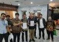 Koalisi Sipil Ajukan Uji Materiil Pasal UU TNI ke MK, Serahkan 85 Bukti 19 Koalisi Sipil Ajukan Uji Materiil Pasal UU TNI ke MK, Serahkan 85 Bukti