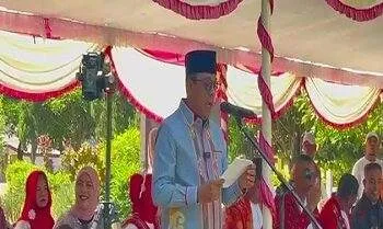 Bupati Malteng Lepas Karnaval Budaya Meriahkan HUT ke-68 Kota Masohi 2 Bupati Malteng Lepas Karnaval Budaya Meriahkan HUT ke-68 Kota Masohi