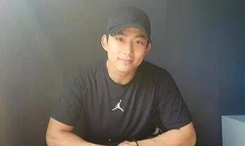 Taecyeon 2PM berencana menikah tahun depan 2 Taecyeon 2PM berencana menikah tahun depan