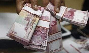 Rupiah Melemah ke Rp17.967 per Dolar AS 3 Rupiah Melemah ke Rp17.967 per Dolar AS