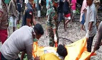Warga Nerong Baru Temukan Mayat Perempuan di Pesisir Pantai, Polisi Lakukan Penyelidikan 2 Warga Nerong Baru Temukan Mayat Perempuan di Pesisir Pantai, Polisi Lakukan Penyelidikan