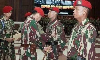 Panglima Kopassus Beri Penghargaan 'Sangkur Perak' ke 8 Prajurit Berprestasi 6 Panglima Kopassus Beri Penghargaan 'Sangkur Perak' ke 8 Prajurit Berprestasi
