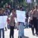 Mahasiswa Maluku Desak Transparansi, Kritik Pemindahan Sidang Kasus Siswa MTs Tual 8 Mahasiswa Maluku Desak Transparansi, Kritik Pemindahan Sidang Kasus Siswa MTs Tual