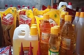 Minyak Goreng Curah Di Pasar Binaya Kota Masohi Langkah